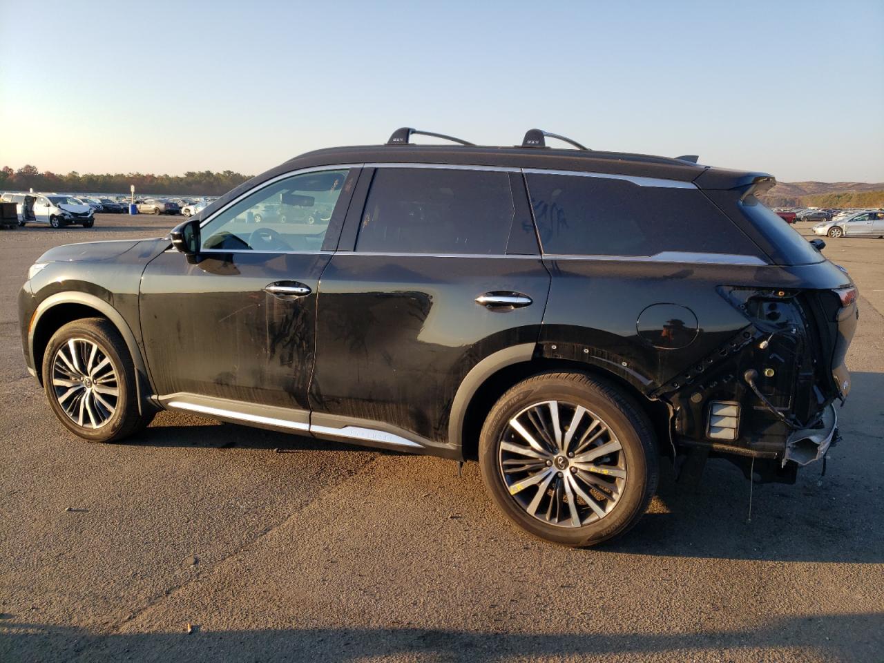 Изображение 2 2022 INFINITI QX60 AUTOGRAPH 2022 с VIN 5N1DL1HU8NC337832
