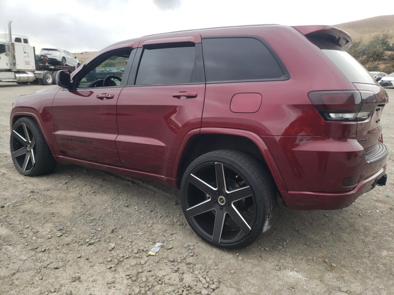Изображение 2 2021 JEEP GRAND CHEROKEE LAREDO 2021 с VIN 1C4RJFAG8MC515691