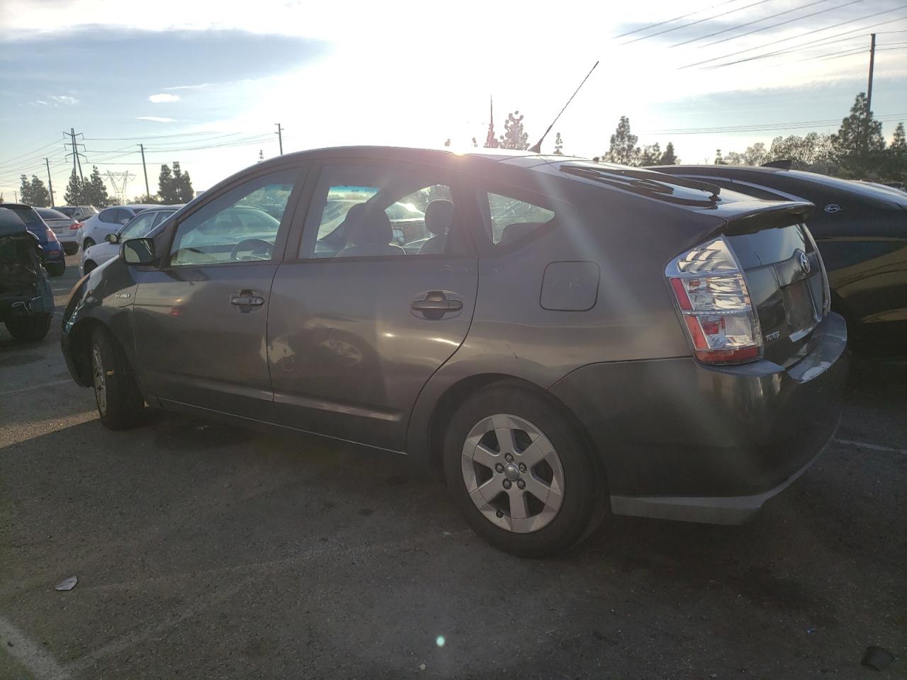 Image 2 of 2007 TOYOTA PRIUS  2007 with VIN JTDKB20U873259703