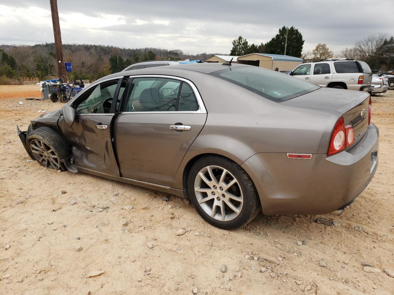 Image 2 of 2010 CHEVROLET MALIBU LTZ 2010 with VIN 1G1ZE5E73AF147013
