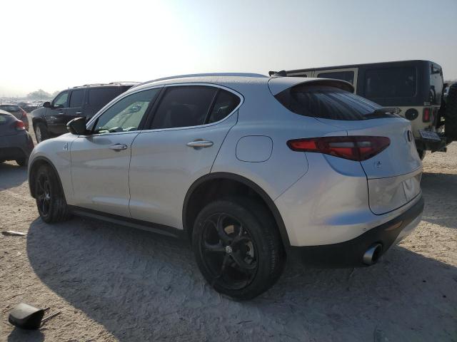Image 2 of 2018 ALFA ROMEO STELVIO TI 2018 with VIN ZASFAKBN2J7B97054