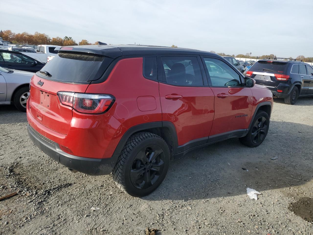 Изображение 3 2019 JEEP COMPASS LATITUDE 2019 с VIN 3C4NJDBB8KT826884