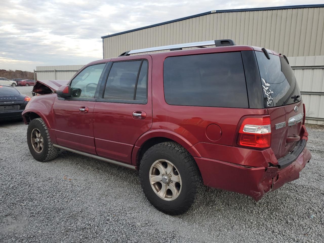 Image 2 of 2014 FORD EXPEDITION LIMITED 2014 with VIN 1FMJU2A58EEF28681