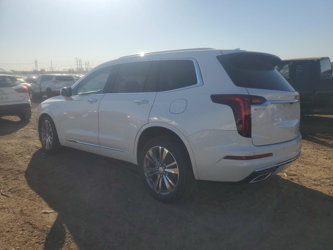 Image 2 of 2022 CADILLAC XT6 PREMIUM LUXURY 2022 with VIN 1GYKPCRS5NZ114972