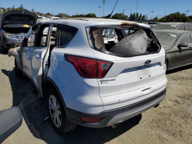Obraz 2 z 2019 FORD ESCAPE SE 2019 z VIN 1FMCU9GD5KUB29177
