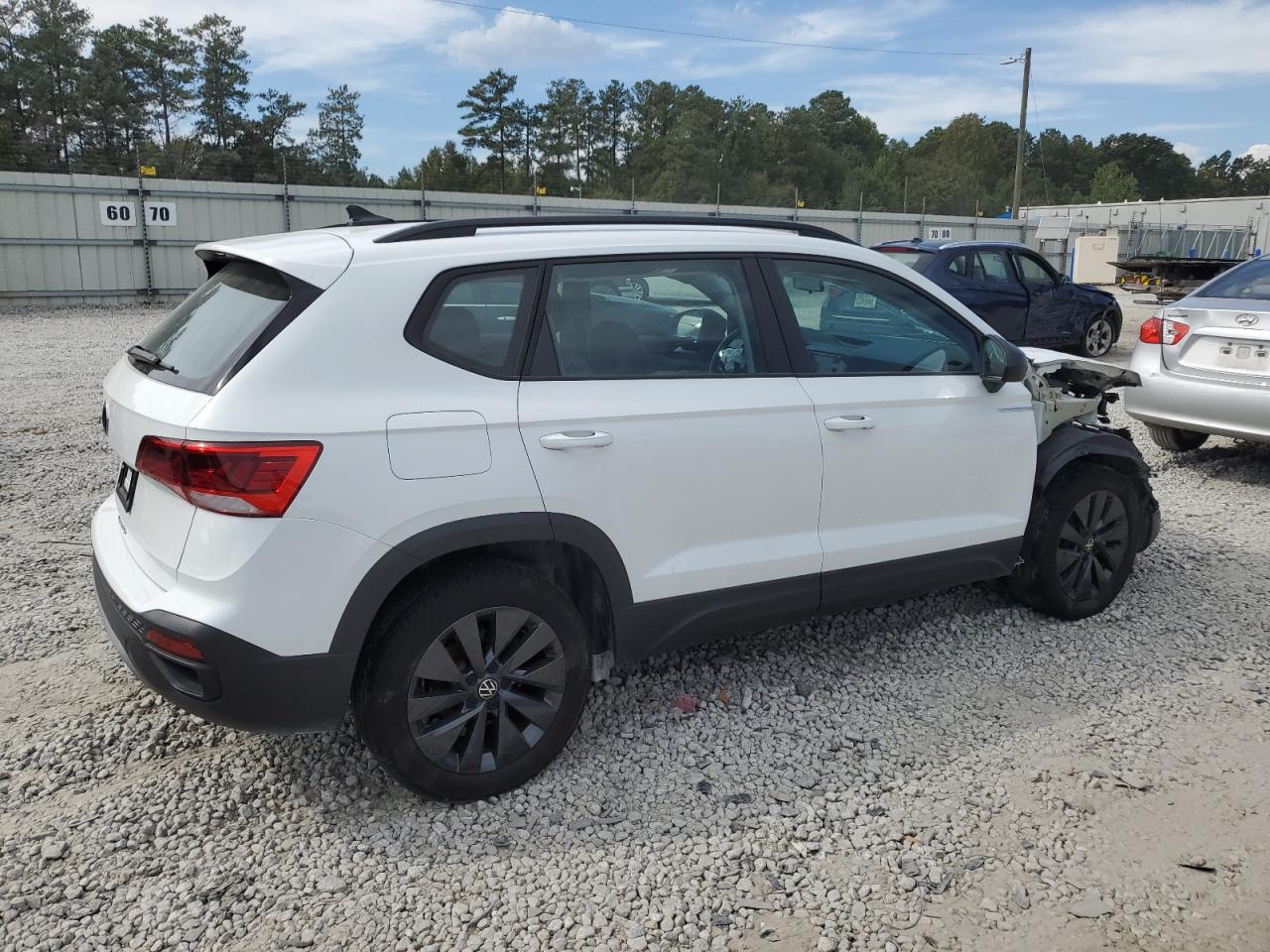 Obraz 3 z Volkswagen Taos S 2022 z VIN 3VVCX7B2XNM051320