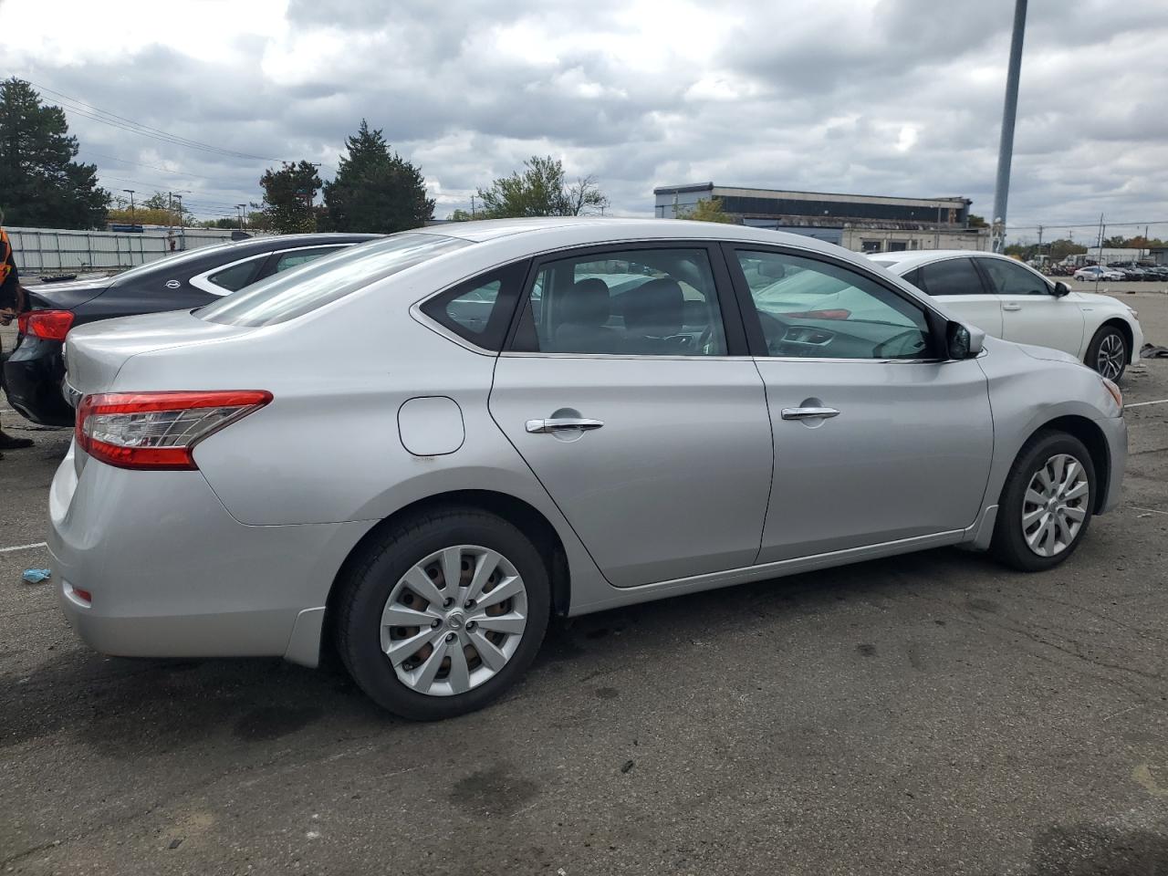 Изображение 3 2015 NISSAN SENTRA S 2015 с VIN 3N1AB7AP9FY319188