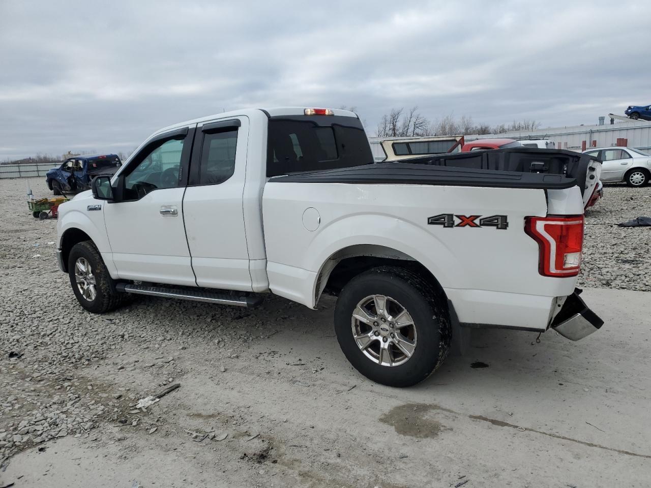 Image 2 of 2015 FORD F150 SUPER CAB 2015 with VIN 1FTFX1EF2FFB70178