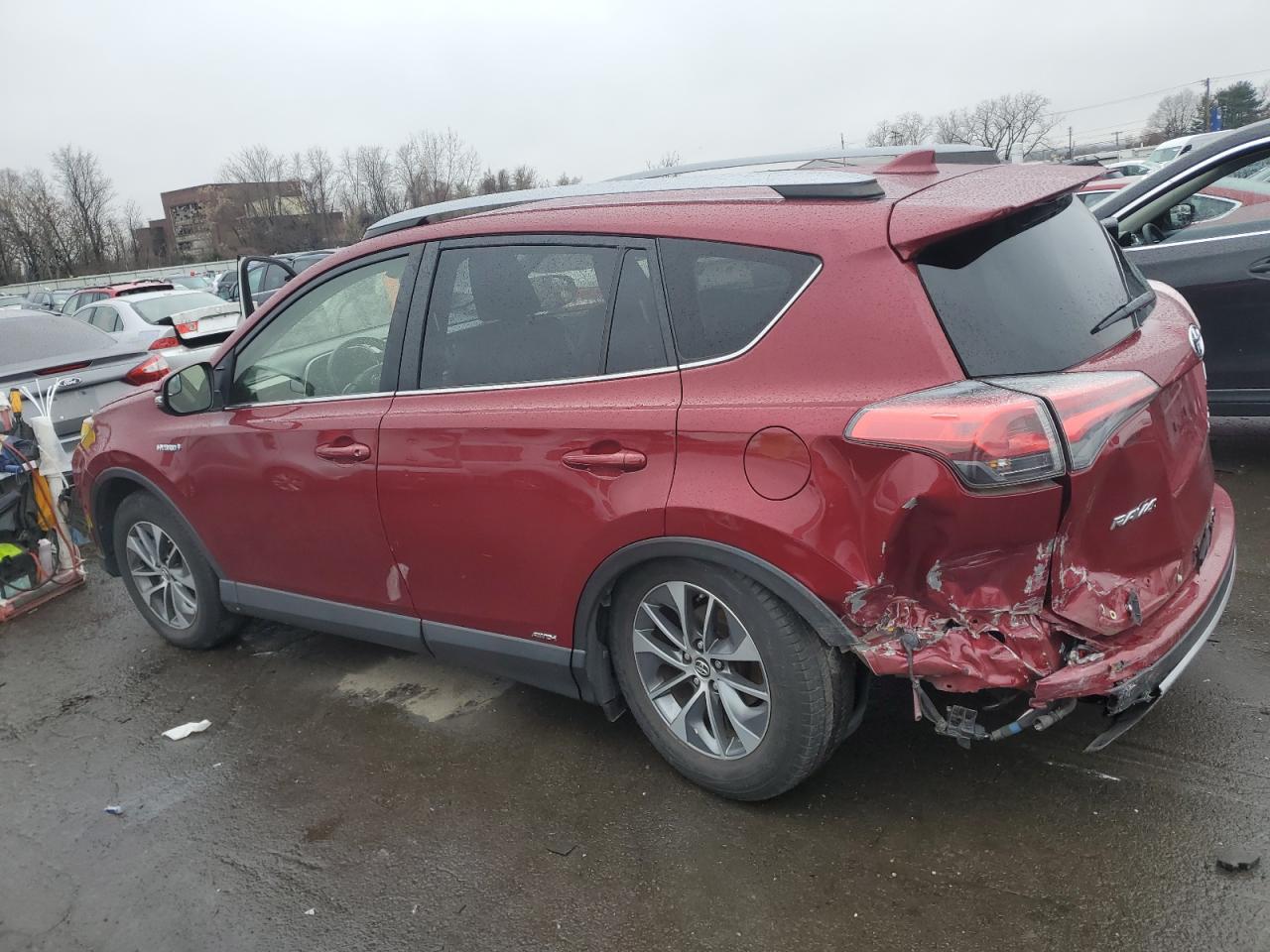 Obraz 2 z 2018 TOYOTA RAV4 HV LE 2018 z VIN JTMRJREV3JD210406