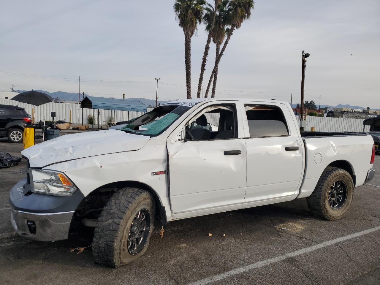 Image 1 of 2018 RAM 1500 ST 2018 with VIN 1C6RR6KM9JS225904