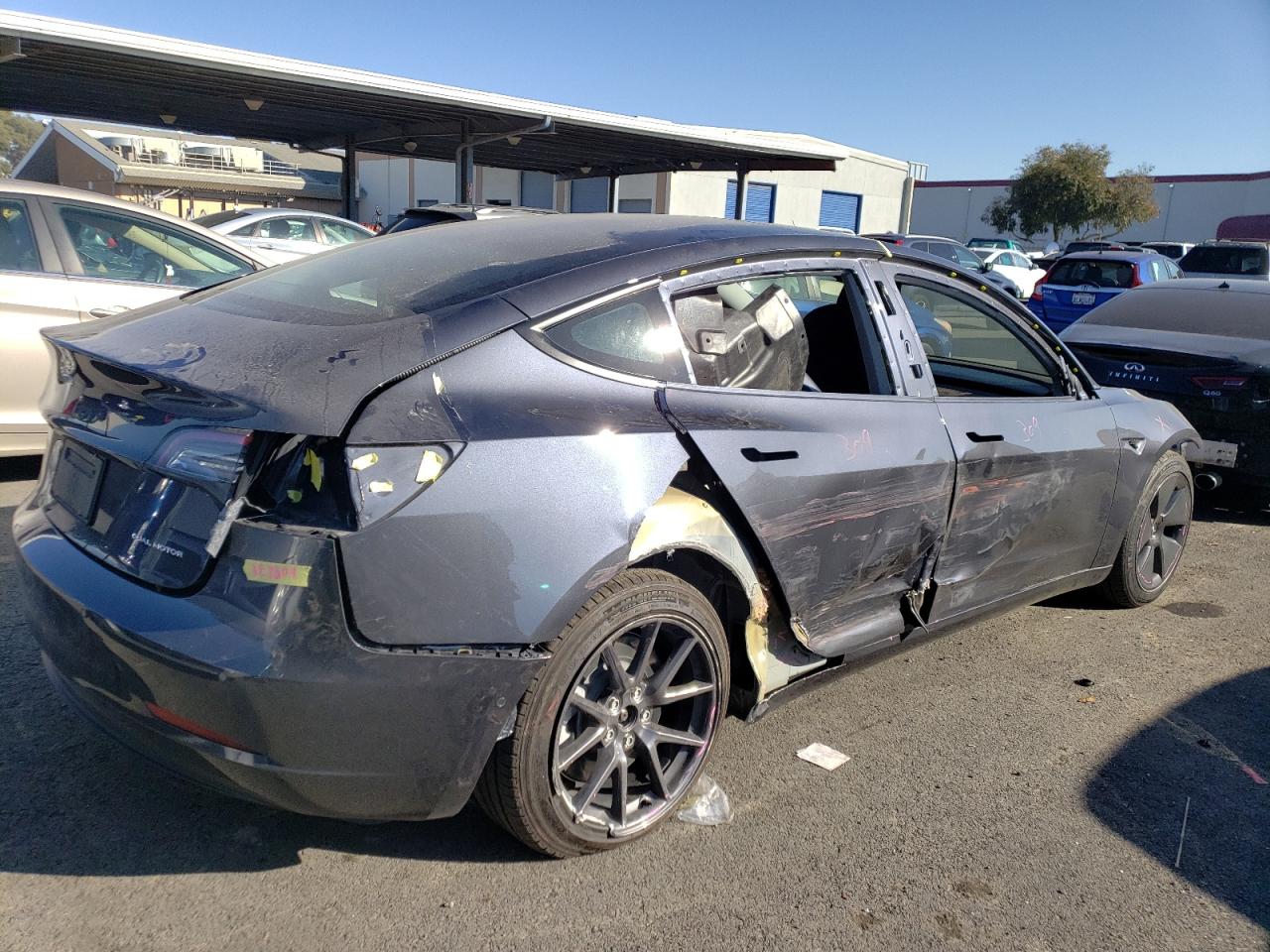 Изображение 3 2022 TESLA MODEL 3  2022 с VIN 5YJ3E1EB2NF296159