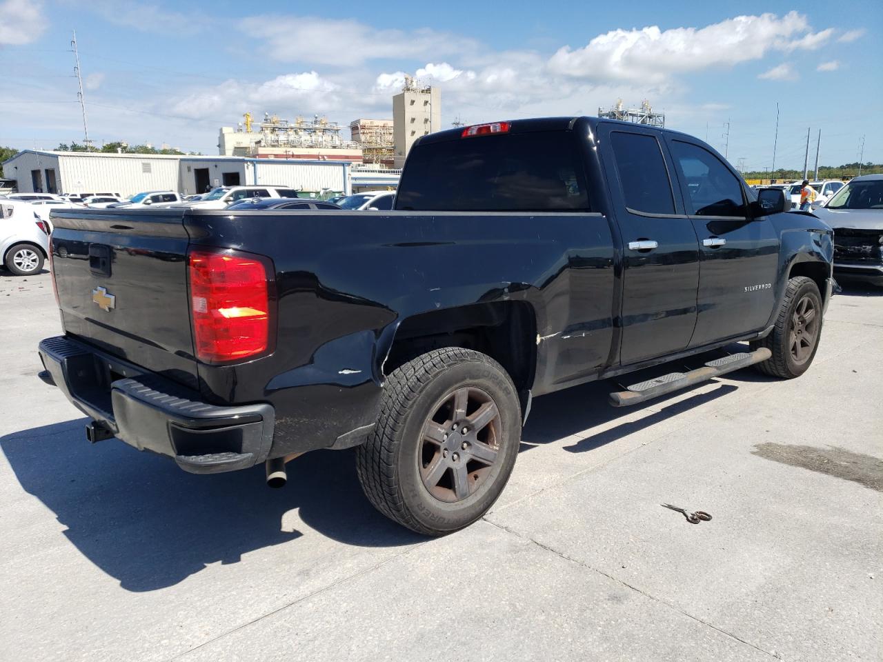 Image 3 of 2016 CHEVROLET SILVERADO C1500 CUSTOM 2016 with VIN 1GCRCPEC8GZ230112