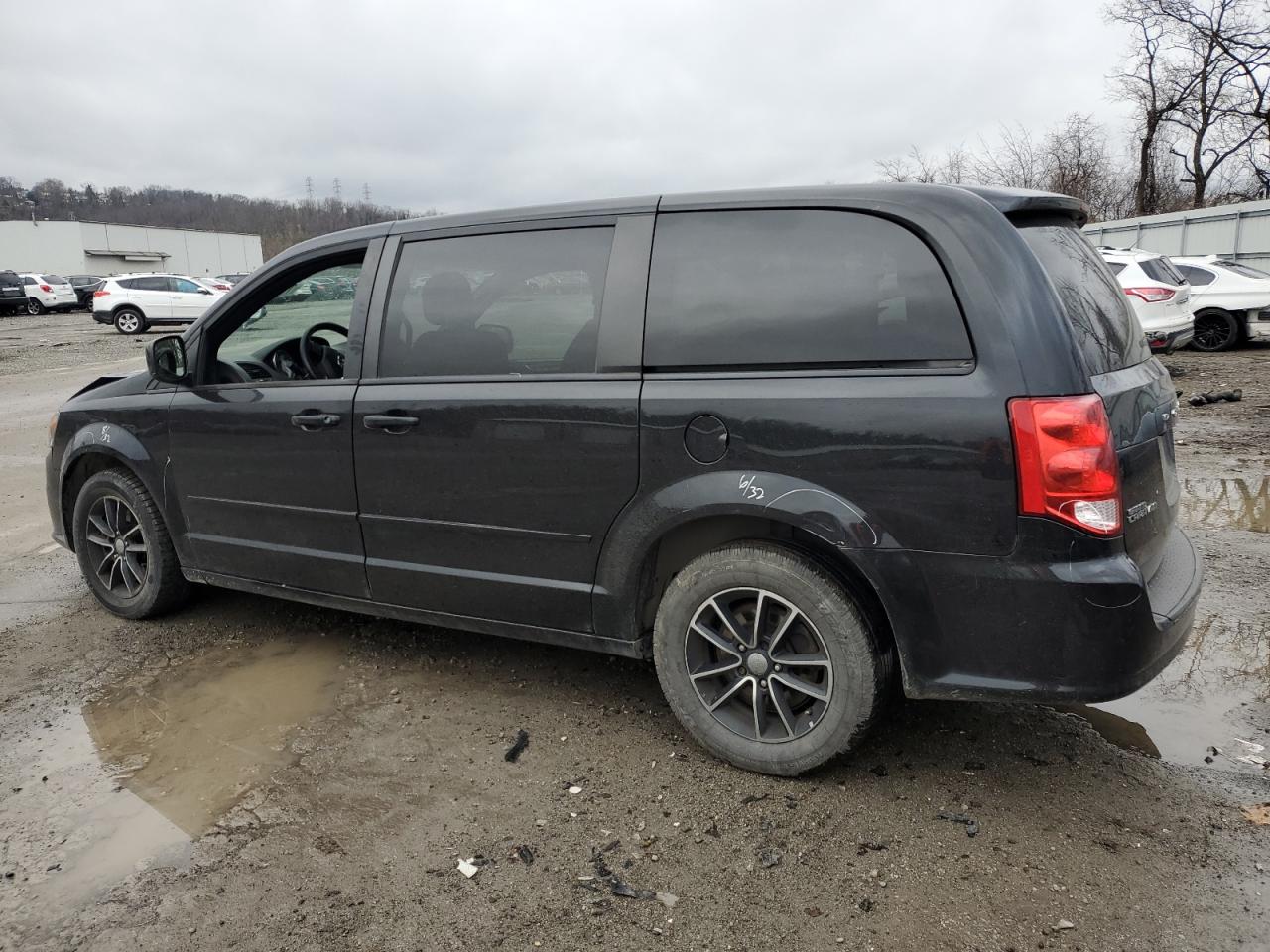 Obraz 2 z 2017 DODGE GRAND CARAVAN SE 2017 z VIN 2C4RDGBGXHR726903