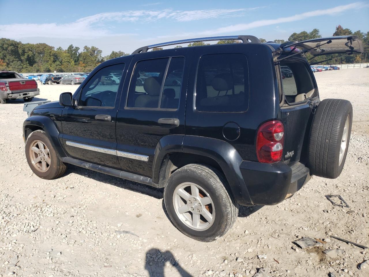 Obraz 2 z 2005 JEEP LIBERTY LIMITED 2005 z VIN 1J4GK58K65W577092