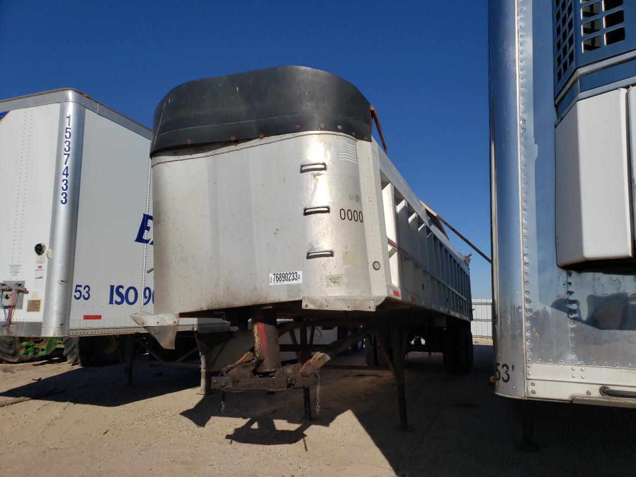 Image 2 of 1990 TRAV TRAILER 1990 with VIN 2A9AA2U24L12A9212