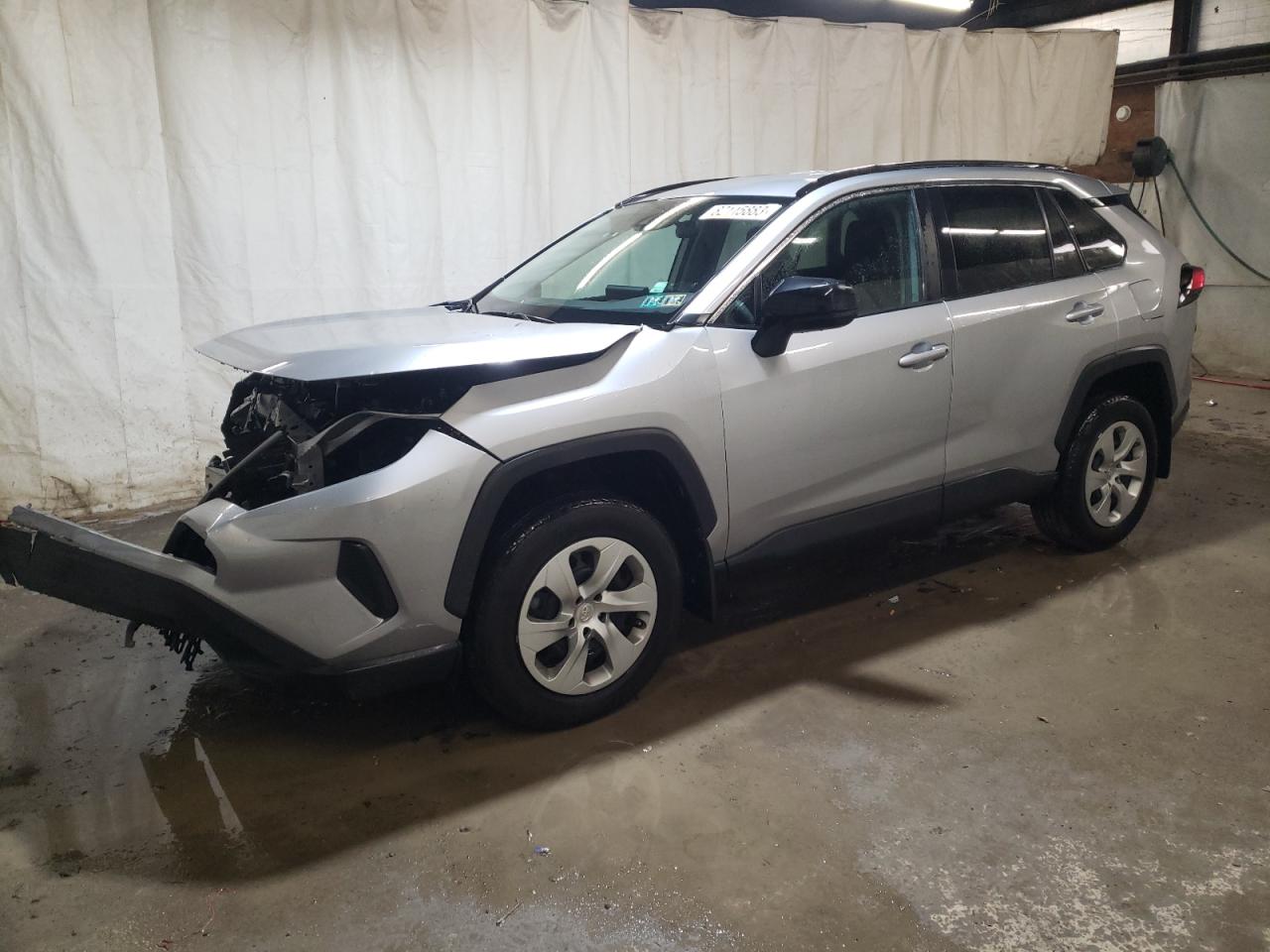 Image 1 of 2019 TOYOTA RAV4 LE 2019 with VIN 2T3F1RFV6KW004924