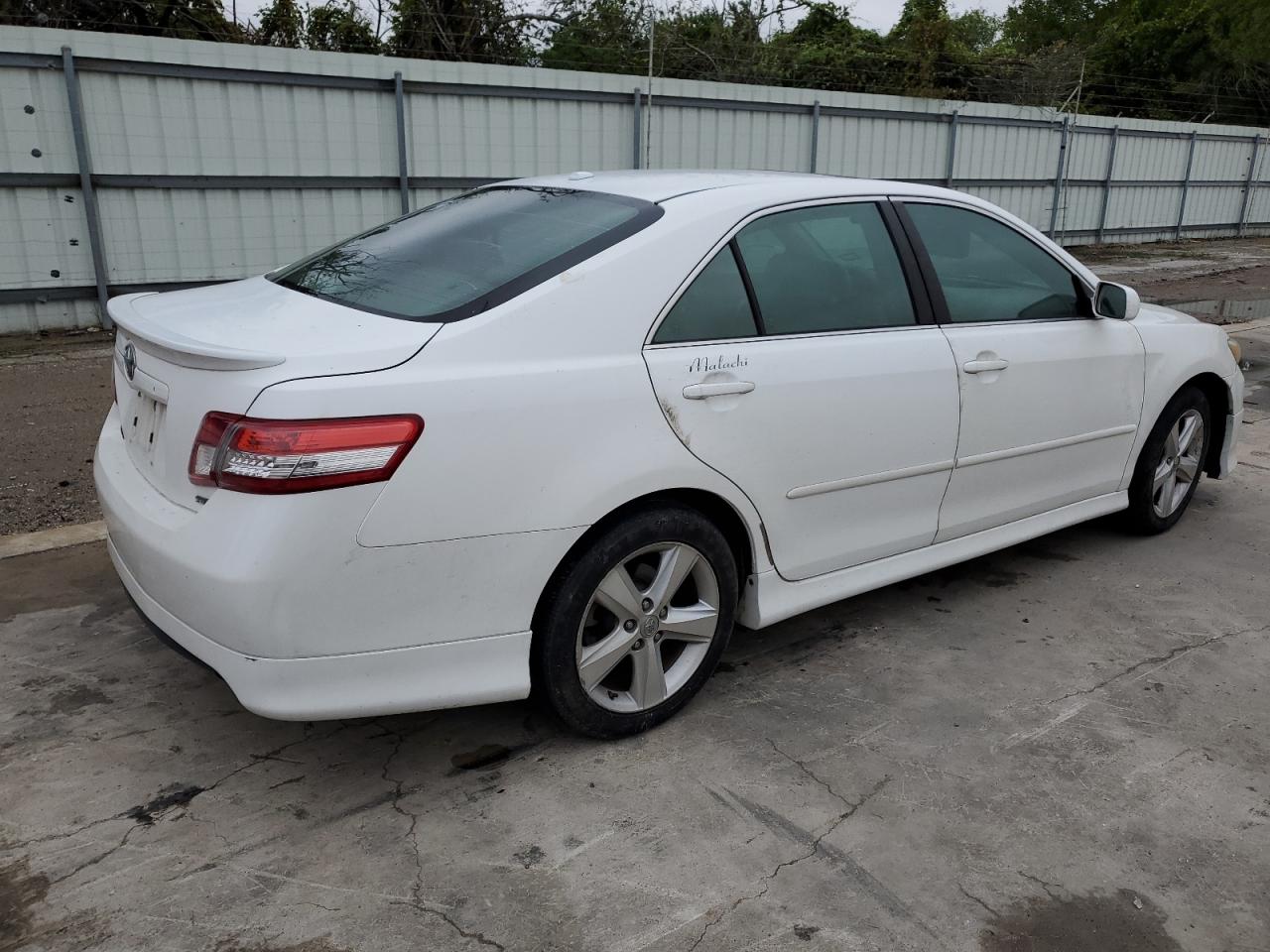 Obraz 3 z 2010 TOYOTA CAMRY BASE 2010 z VIN 4T1BF3EK8AU540074