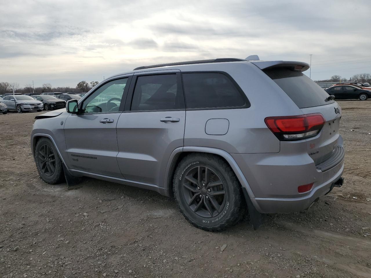 Изображение 2 2017 JEEP GRAND CHEROKEE LIMITED 2017 с VIN 1C4RJFBG3HC656933