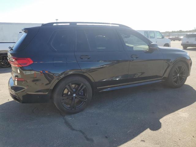 Obraz 3 z 2020 BMW X7 M50I 2020 z VIN 5UXCX6C04LLE35700