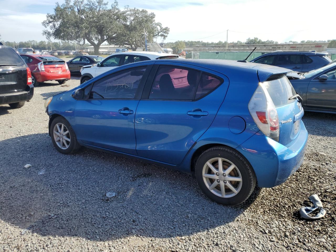 Obraz 2 z 2012 TOYOTA PRIUS C  2012 z VIN JTDKDTB35C1505312
