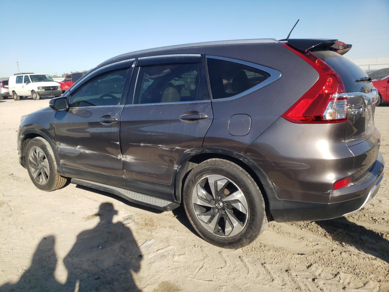 Obraz 2 z 2016 HONDA CR-V TOURING 2016 z VIN 5J6RM3H96GL031417