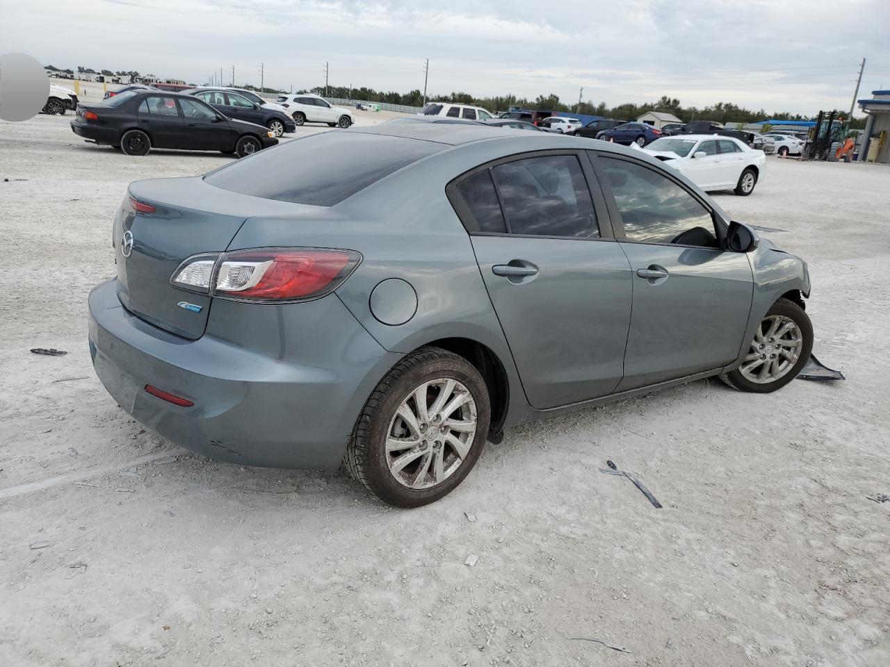 Изображение 3 2012 MAZDA 3 I 2012 с VIN JM1BL1V77C1551987