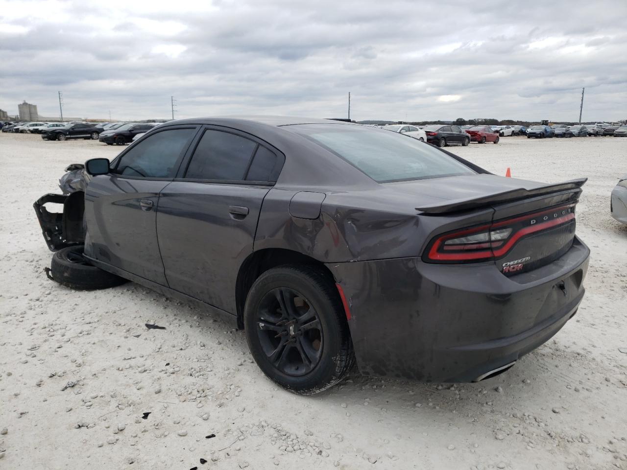 Obraz 2 z 2017 DODGE CHARGER SE 2017 z VIN 2C3CDXBG3HH600429