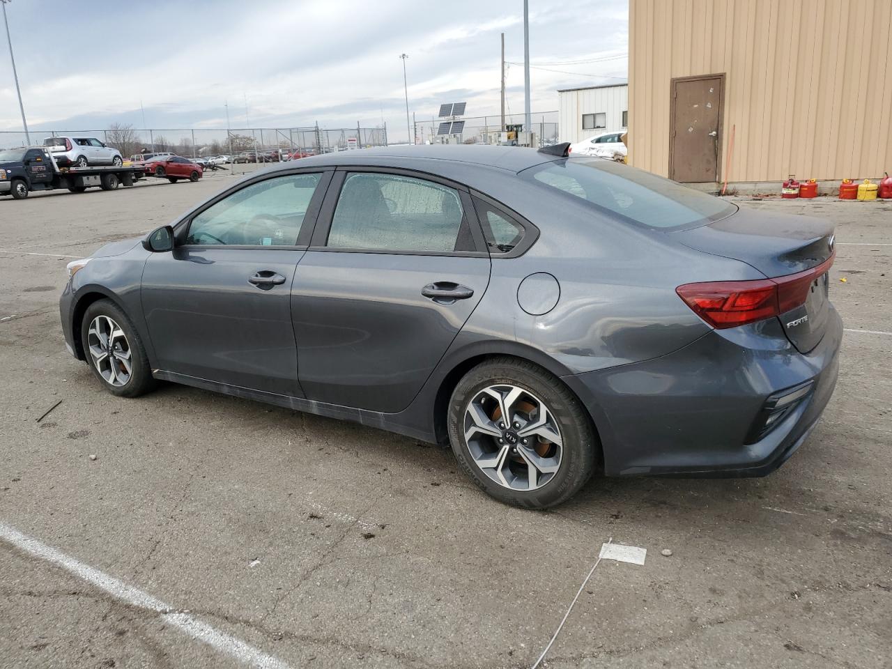 Image 2 of 2021 KIA FORTE FE 2021 with VIN 3KPF24AD5ME288110