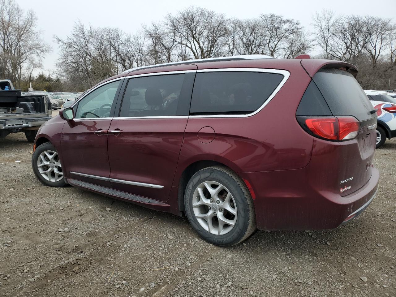 Изображение 2 2018 CHRYSLER PACIFICA TOURING L PLUS 2018 с VIN 2C4RC1EG5JR108454