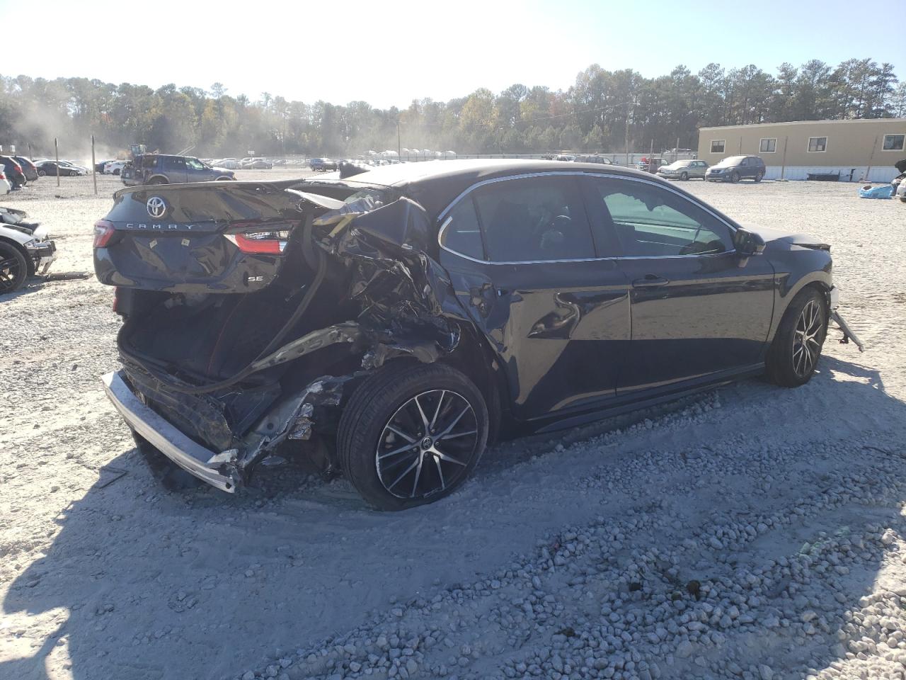 Image 3 of 2022 TOYOTA CAMRY SE 2022 with VIN 4T1G11AK9NU064177