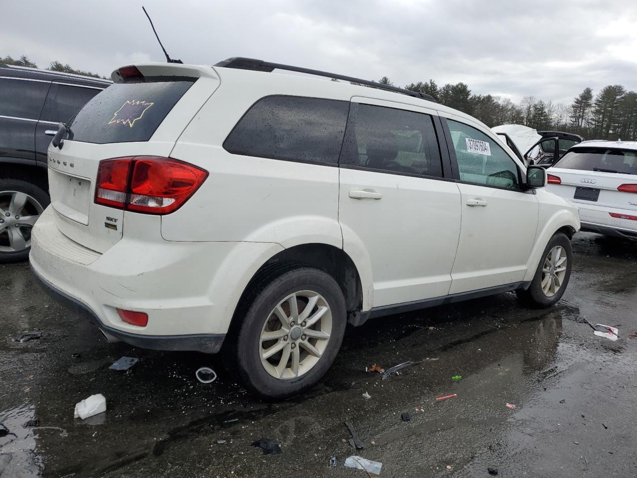 Image 3 of 2016 DODGE JOURNEY SXT 2016 with VIN 3C4PDCBG8GT181540