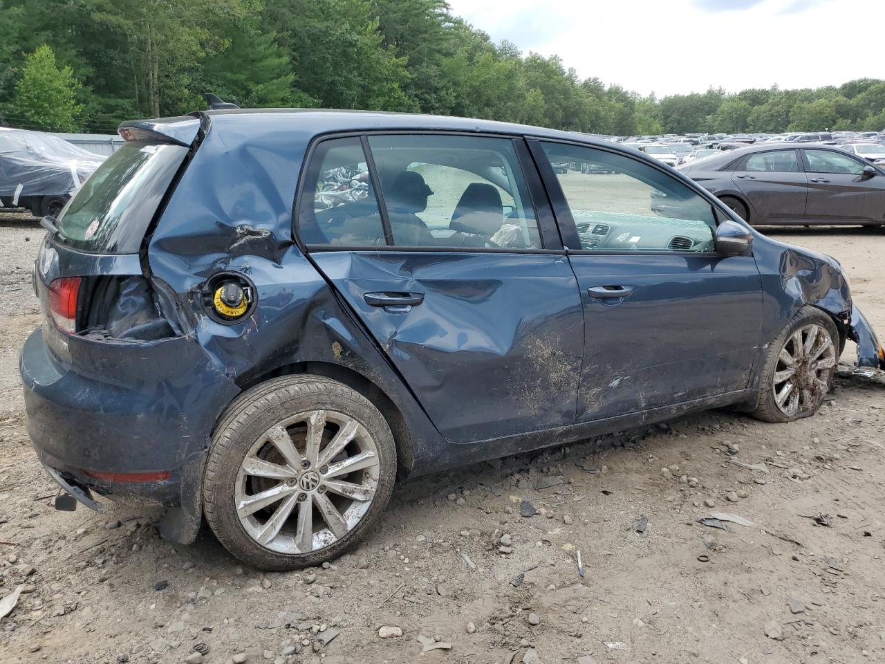 Image 3 of 2012 VOLKSWAGEN GOLF  2012 with VIN WVWNM7AJ3CW008606