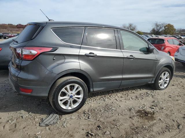 Image 3 of 2017 FORD ESCAPE SE 2017 with VIN 1FMCU9GD7HUC83379