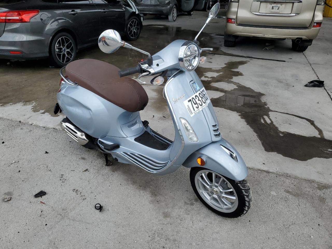 Изображение 2022 VESPA PRIMAVERA/SPRINT 50 2022
