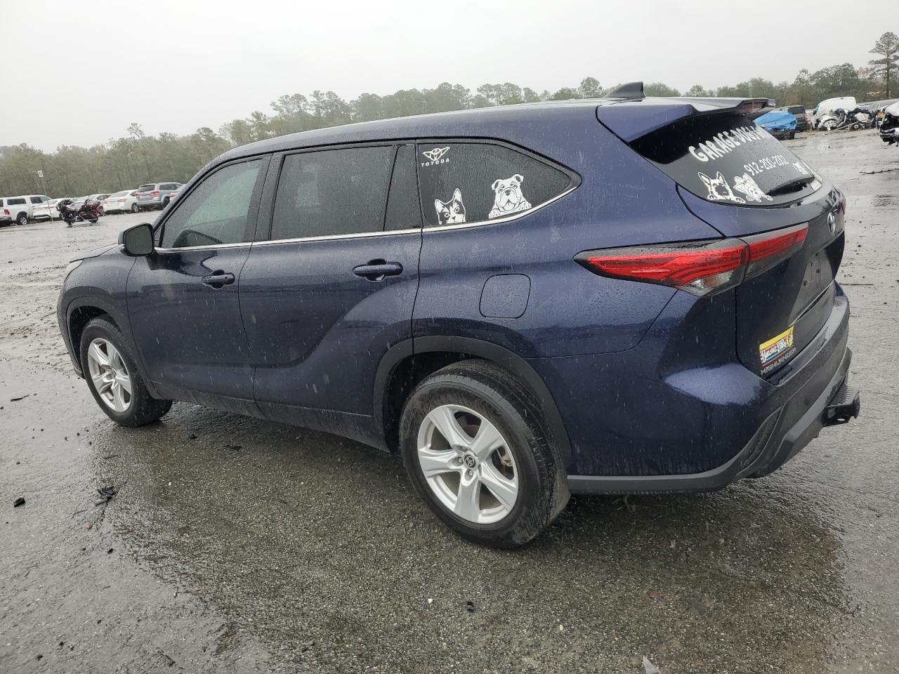 Image 2 of 2022 TOYOTA HIGHLANDER L 2022 with VIN 5TDZZRAH6NS116555
