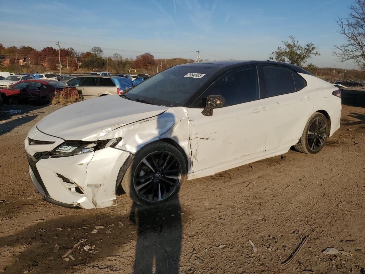 Изображение 1 2019 TOYOTA CAMRY XSE 2019 с VIN 4T1B61HK8KU261340