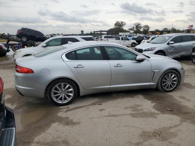 Obraz 3 z 2013 JAGUAR XF  2013 z VIN SAJWA0ES1DPS99305