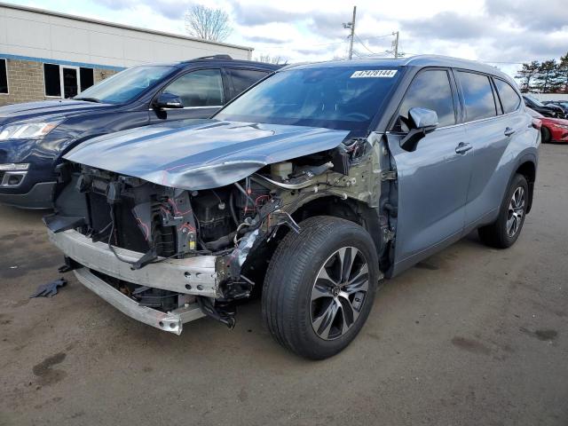 Obraz 1 z 2020 TOYOTA HIGHLANDER XLE 2020 z VIN 5TDHZRBH7LS013622