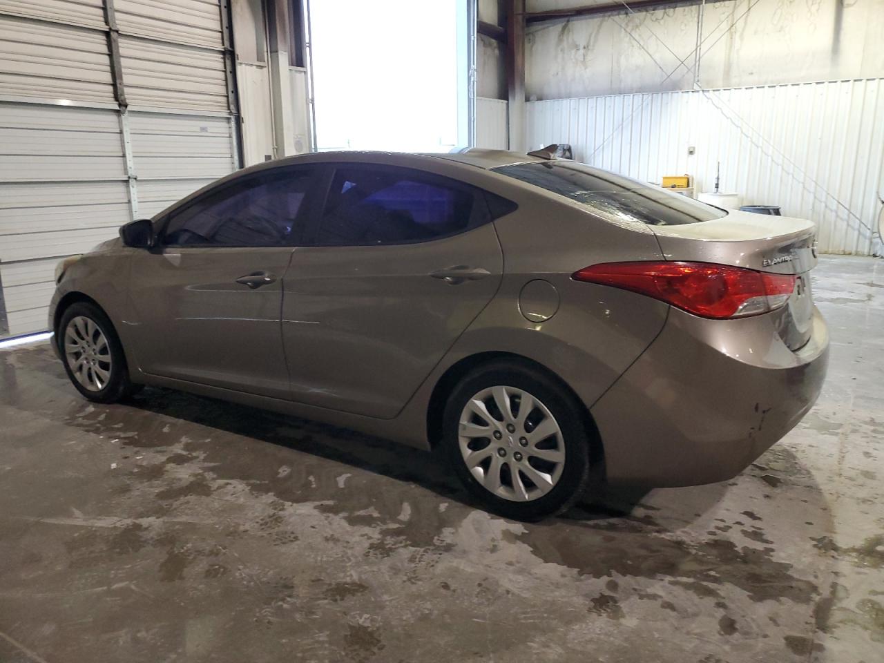 Image 2 of 2012 HYUNDAI ELANTRA GLS 2012 with VIN 5NPDH4AE7CH133163