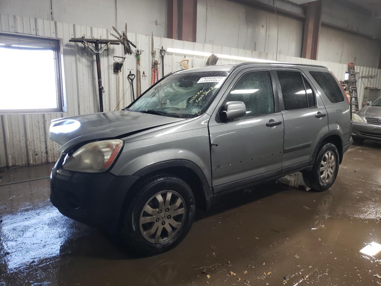 Image 1 of 2005 HONDA CR-V EX 2005 with VIN SHSRD78845U325959