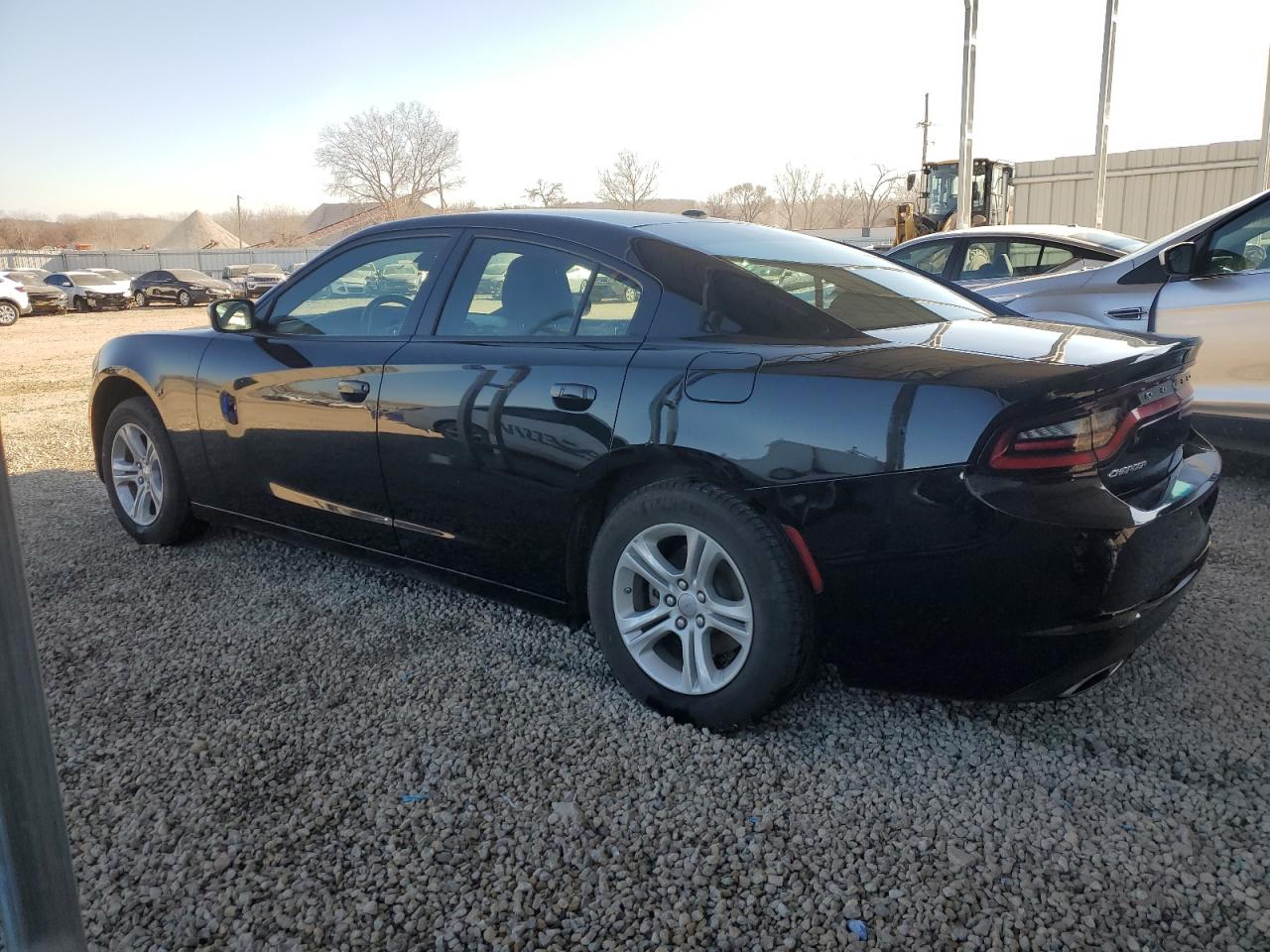 Изображение 2 2022 DODGE CHARGER SXT 2022 с VIN 2C3CDXBG6NH239306