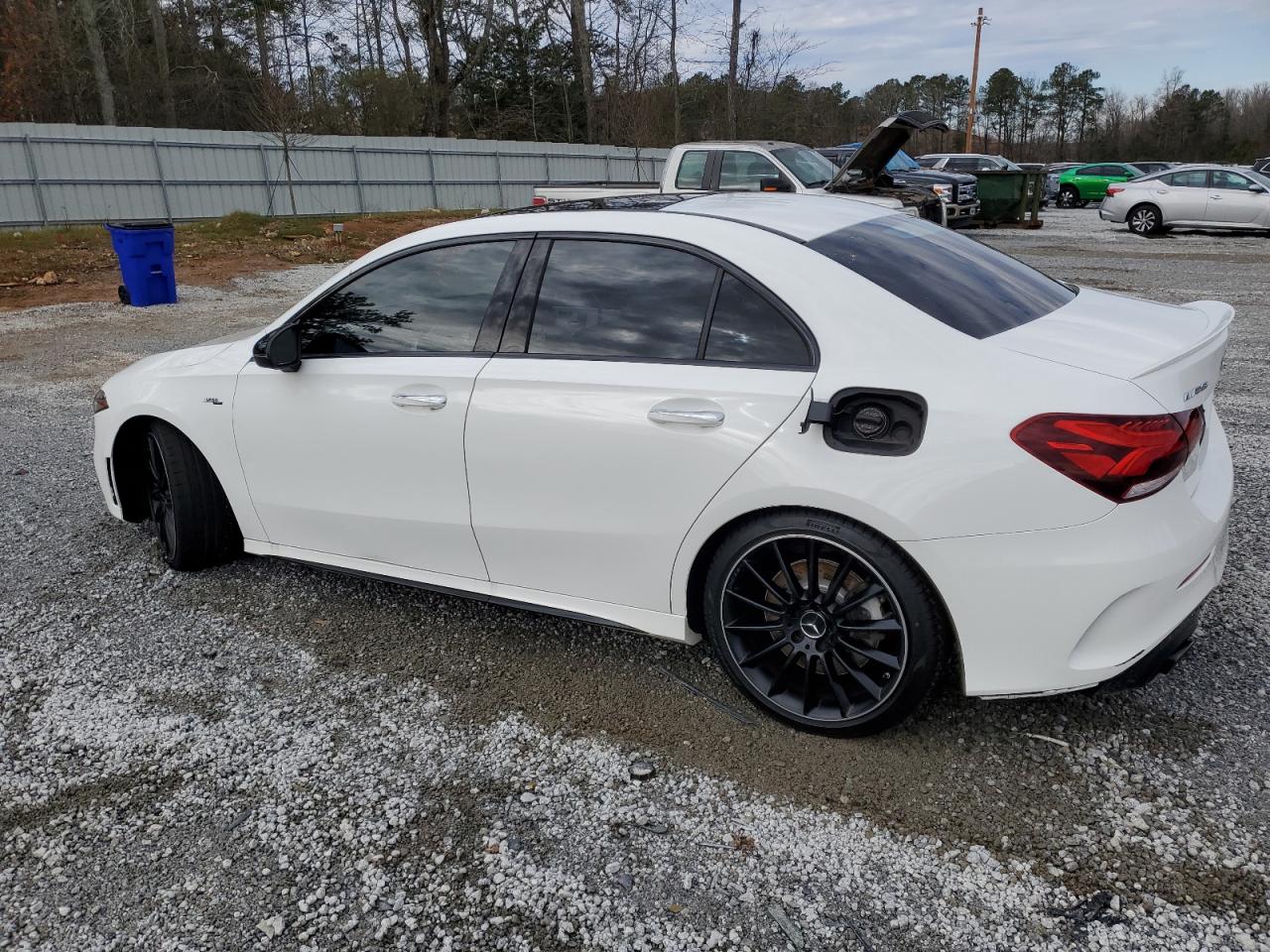 Изображение 2 2021 MERCEDES-BENZ A 35 AMG 2021 с VIN W1K3G5BB2MJ262368