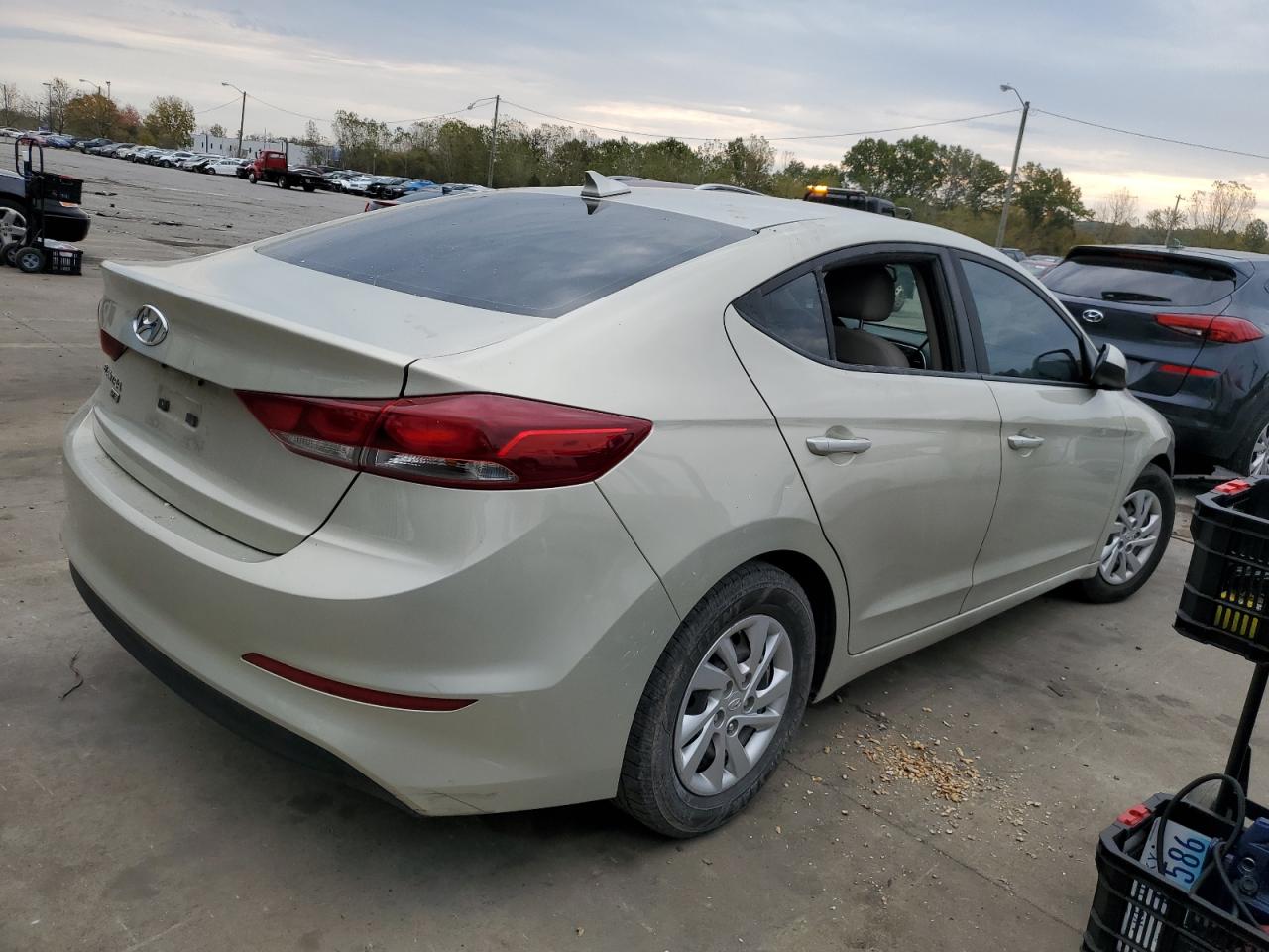 Image 3 of 2017 HYUNDAI ELANTRA SE 2017 with VIN 5NPD74LF3HH101679