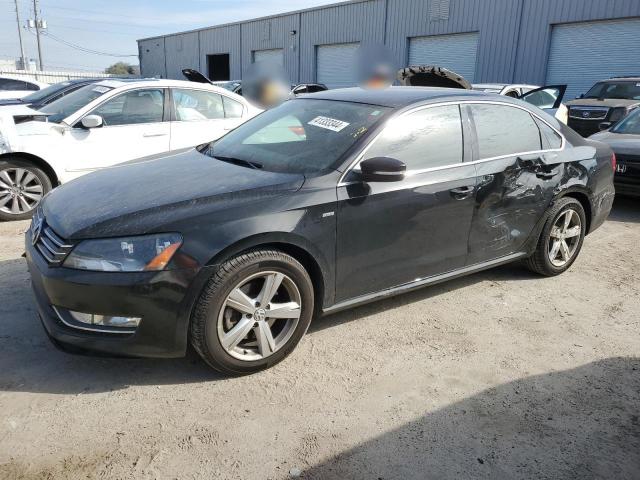Image 1 of 2015 VOLKSWAGEN PASSAT S 2015 with VIN 1VWAS7A34FC106455