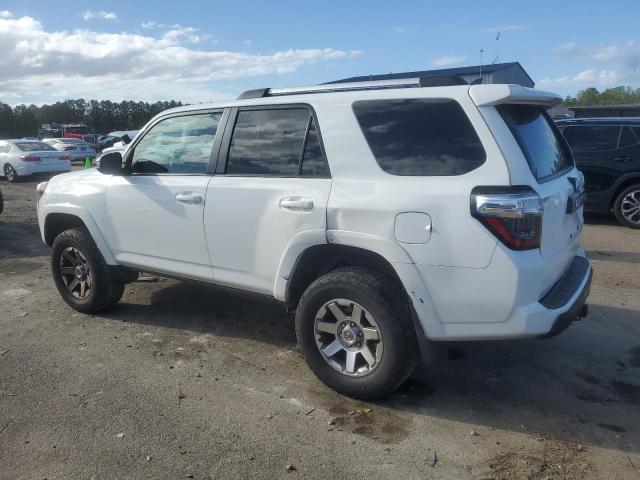Obraz 2 z 2014 TOYOTA 4RUNNER SR5 2014 z VIN JTEBU5JR4E5191080