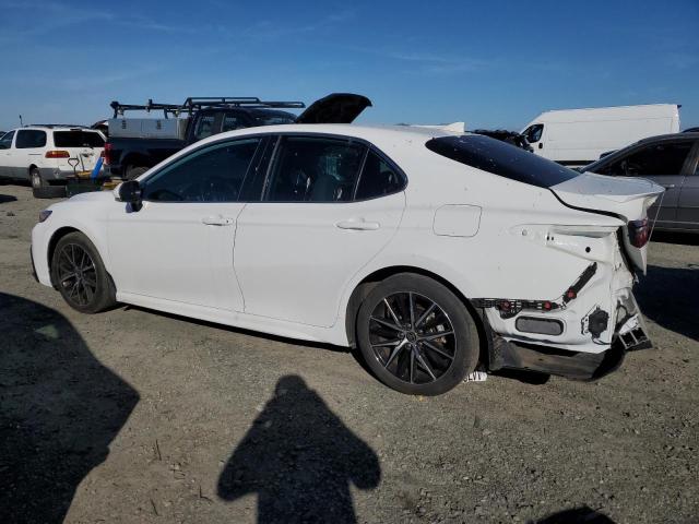 Image 2 of 2021 TOYOTA CAMRY SE 2021 with VIN 4T1T11BK1MU040399