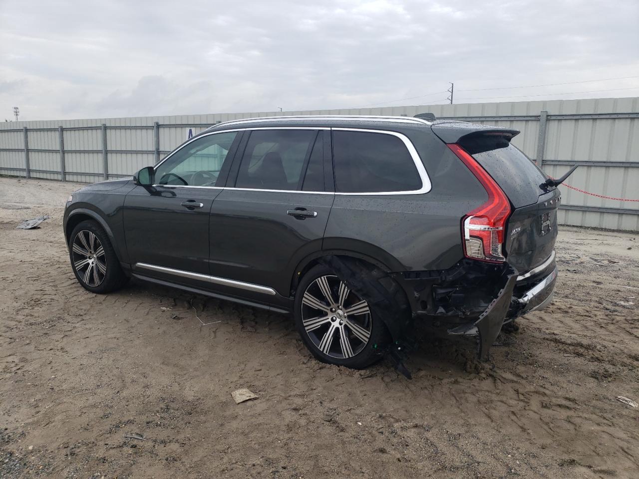 Obraz 2 z 2022 VOLVO XC90 T6 INSCRIPTION 2022 z VIN YV4A22PL4N1823992