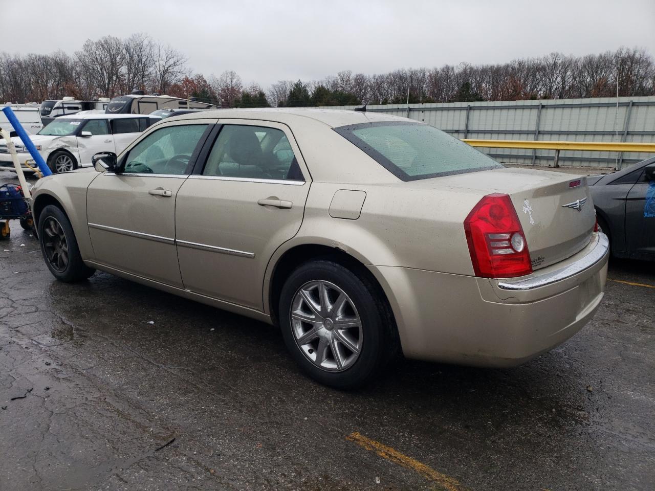 Obraz 2 z 2008 CHRYSLER 300 LIMITED 2008 z VIN 2C3KA33G88H284327