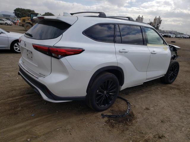 Image 3 of 2023 TOYOTA HIGHLANDER L 2023 with VIN 5TDKDRBH8PS016104