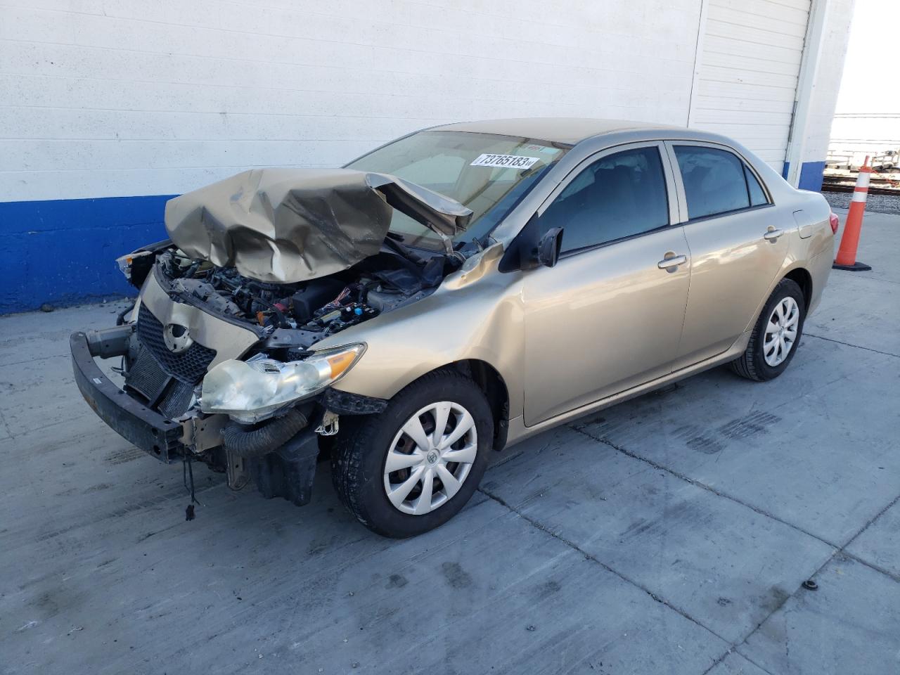 Obraz 1 z 2010 TOYOTA COROLLA BASE 2010 z VIN 1NXBU4EE2AZ232498
